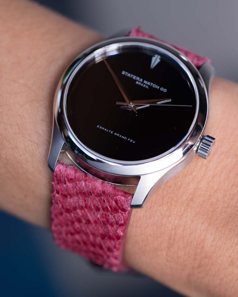 Pulseira de Corvina Rosa